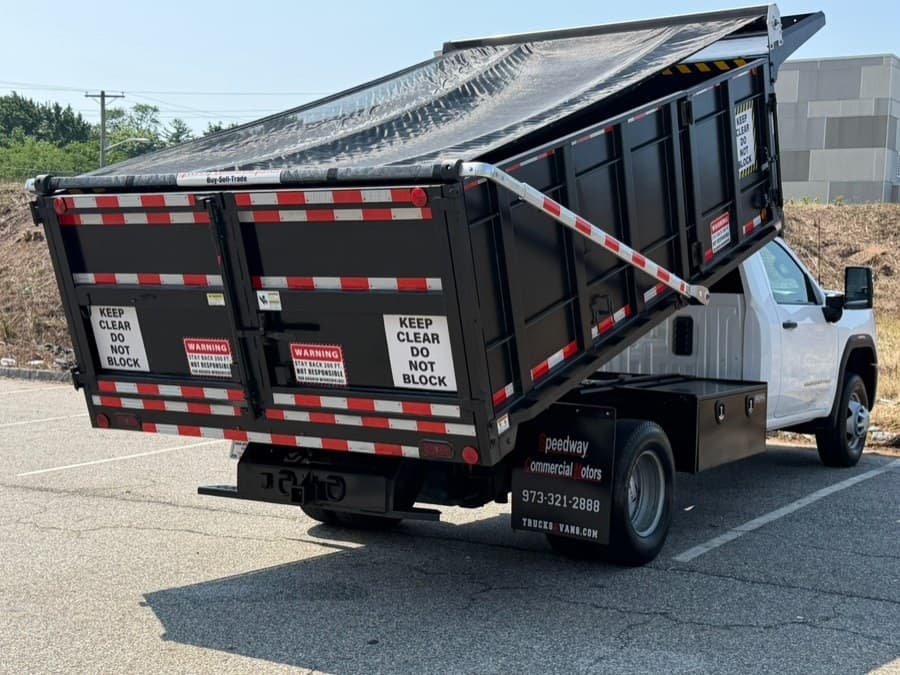 2024 GMC Sierra 3500HD CC