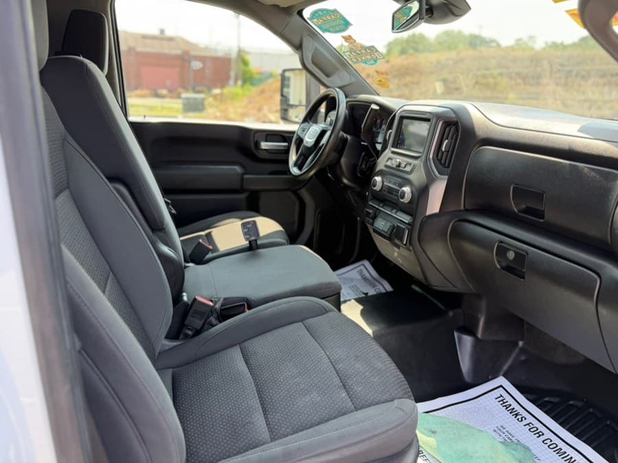 2024 GMC Sierra 3500HD CC