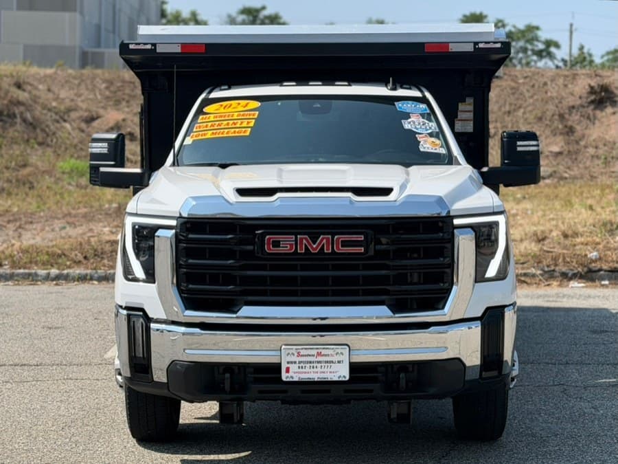 2024 GMC Sierra 3500HD CC