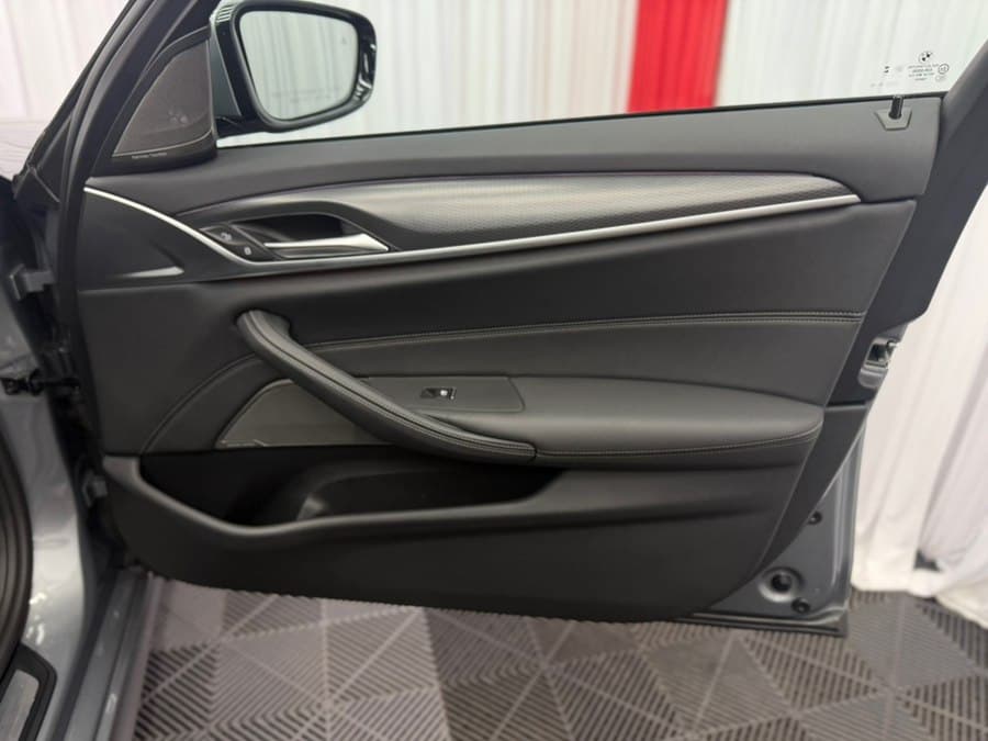 2023 BMW 5 Series