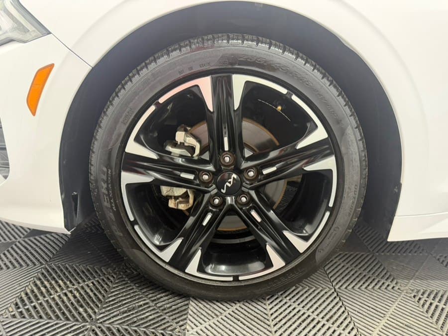 2023 Kia K5