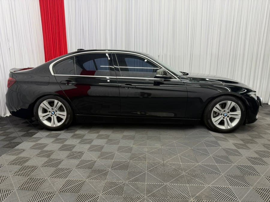 2017 BMW 3 Series