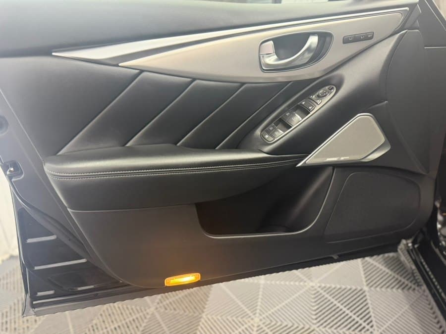 2023 INFINITI Q50