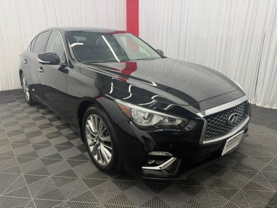 2023 INFINITI Q50