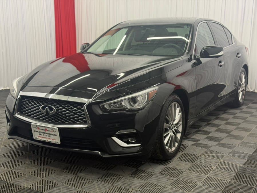 2023 INFINITI Q50