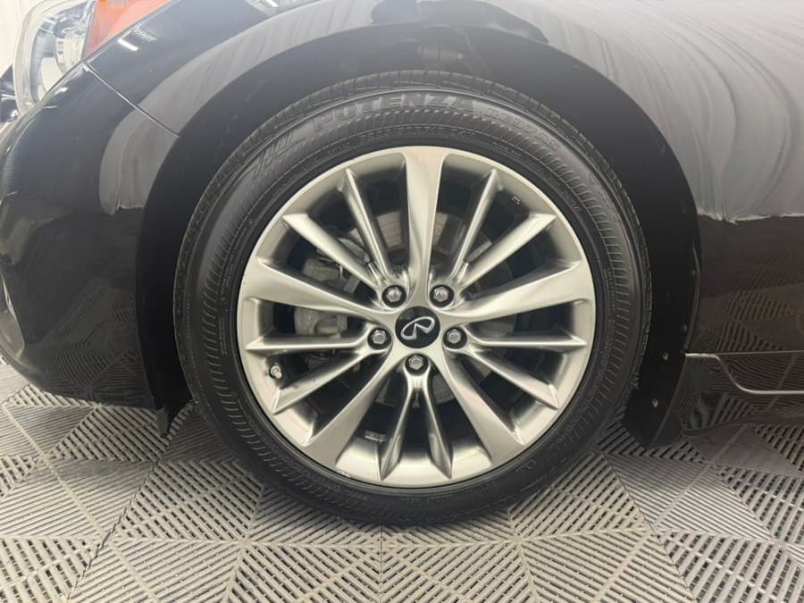 2023 INFINITI Q50