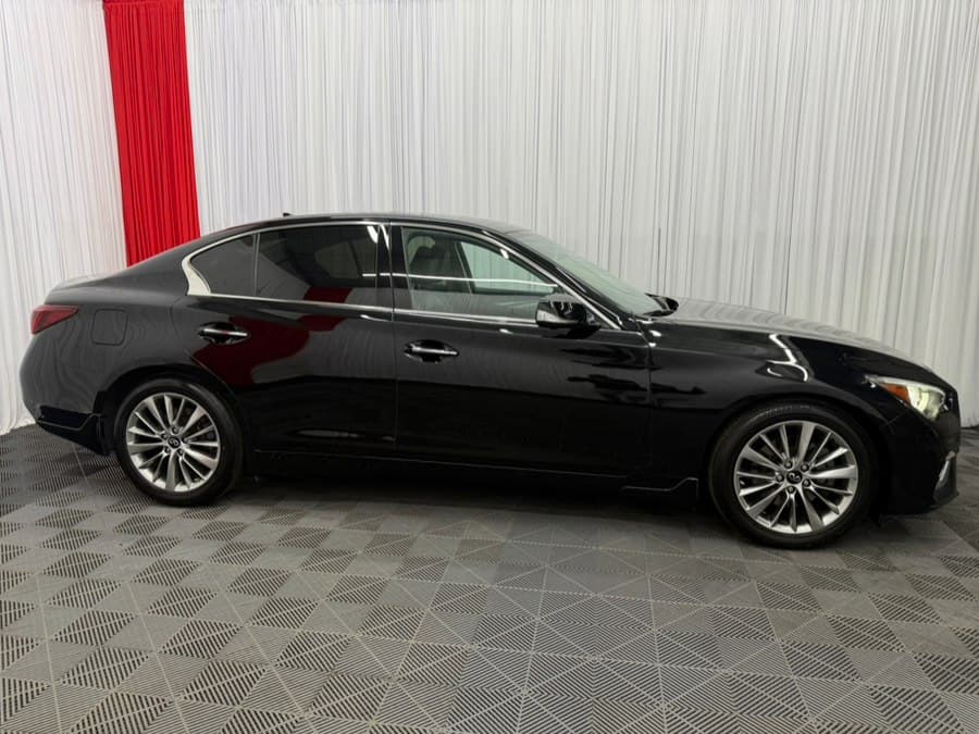 2023 INFINITI Q50
