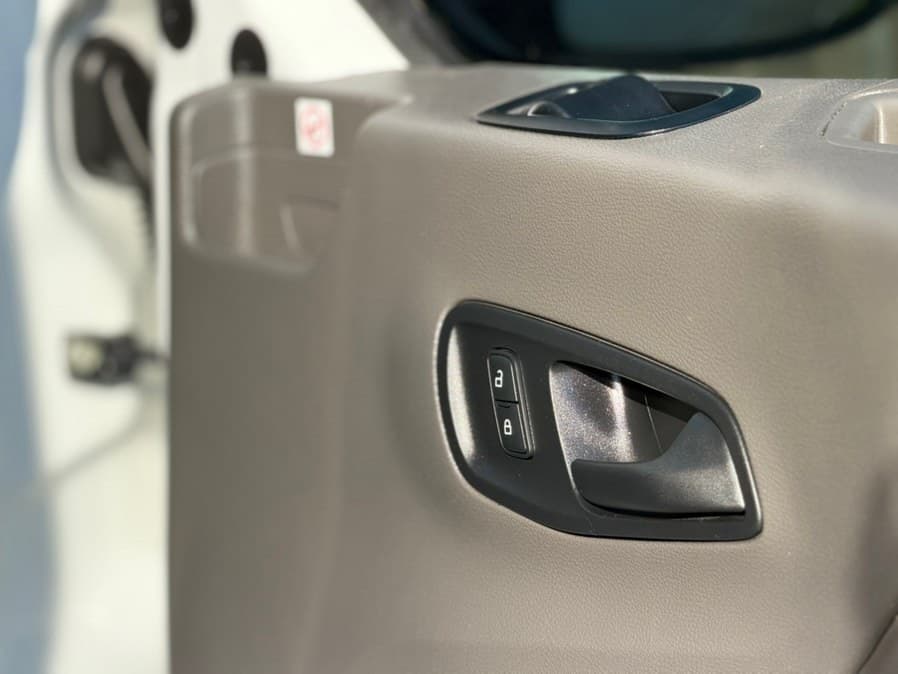 2020 Ford Transit Crew Van
