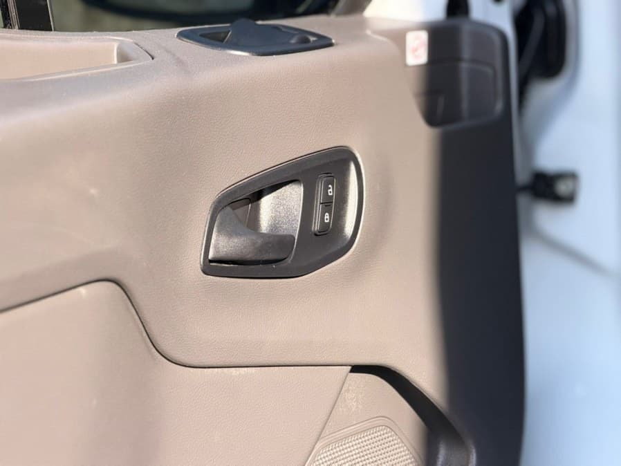 2020 Ford Transit Crew Van