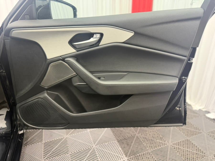 2025 Acura TLX
