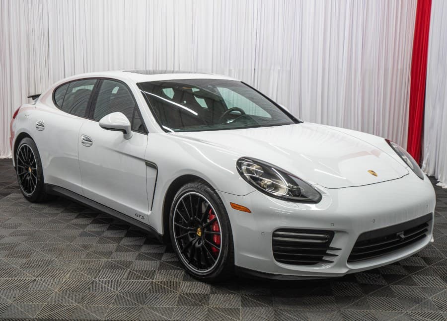 2016 Porsche Panamera