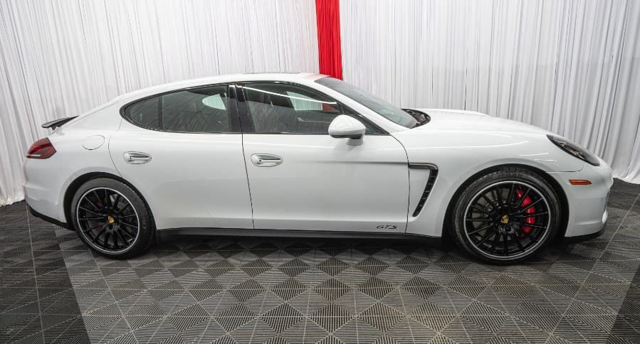 2016 Porsche Panamera