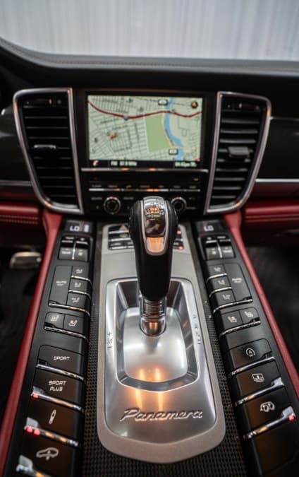 2016 Porsche Panamera