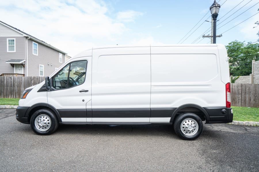 2024 Ford Transit Cargo Van