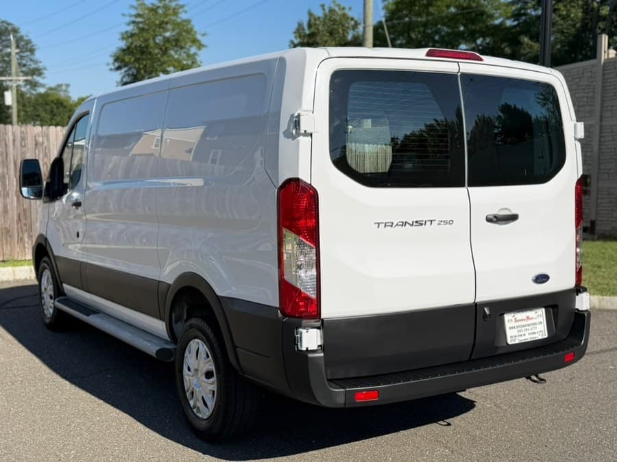 2025 Ford Transit Cargo Van