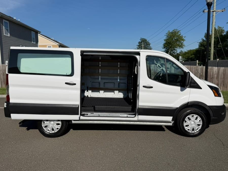 2025 Ford Transit Cargo Van