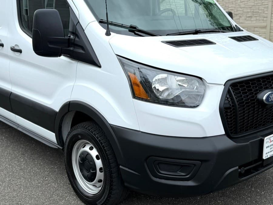 2023 Ford Transit Cargo Van