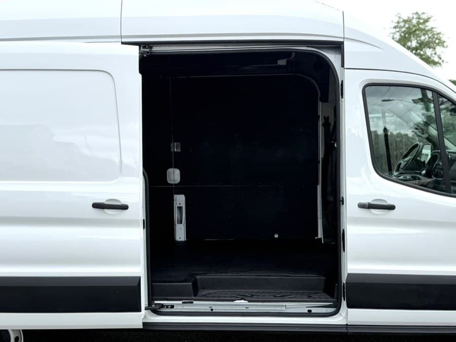 2023 Ford Transit Cargo Van
