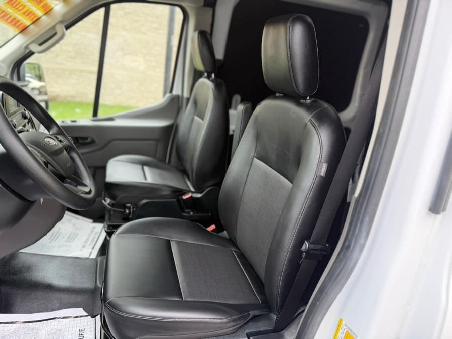 2023 Ford Transit Cargo Van