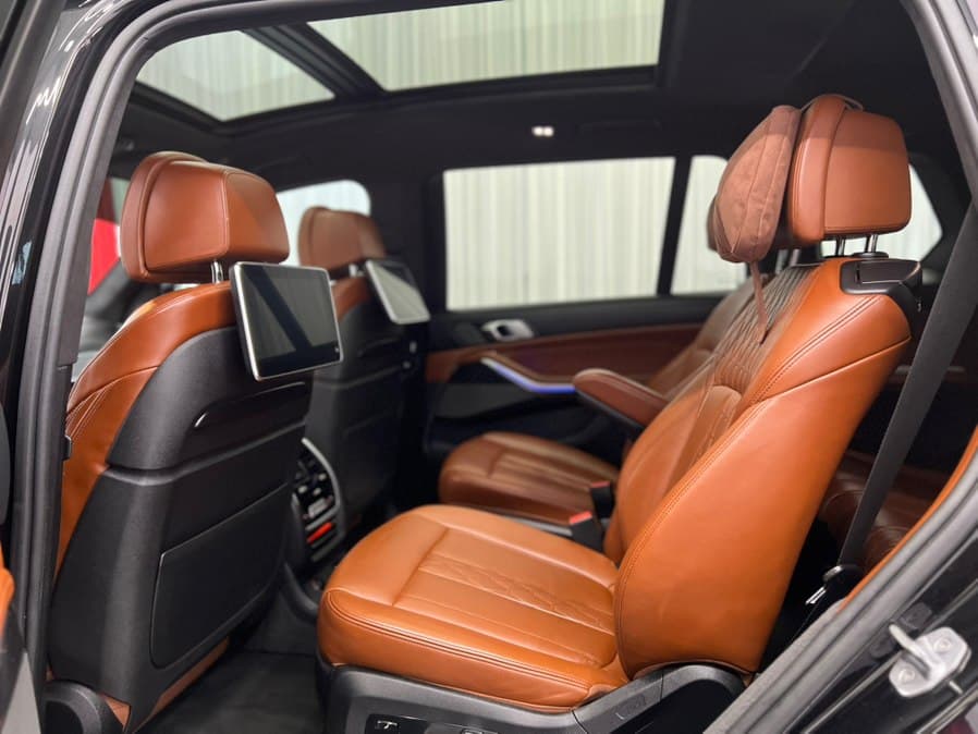 2019 BMW X7