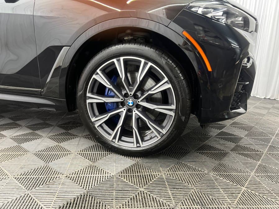 2019 BMW X7