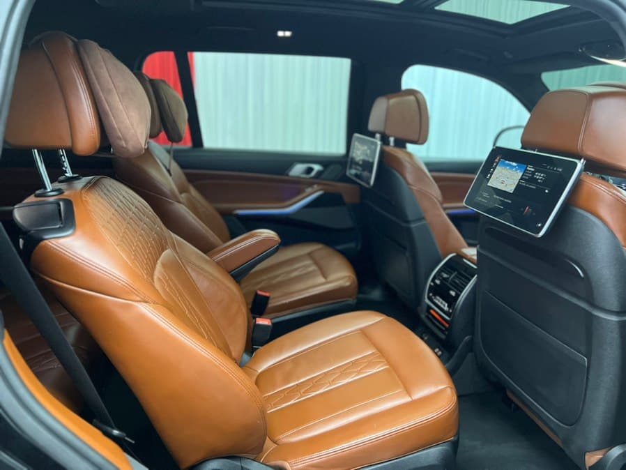 2019 BMW X7
