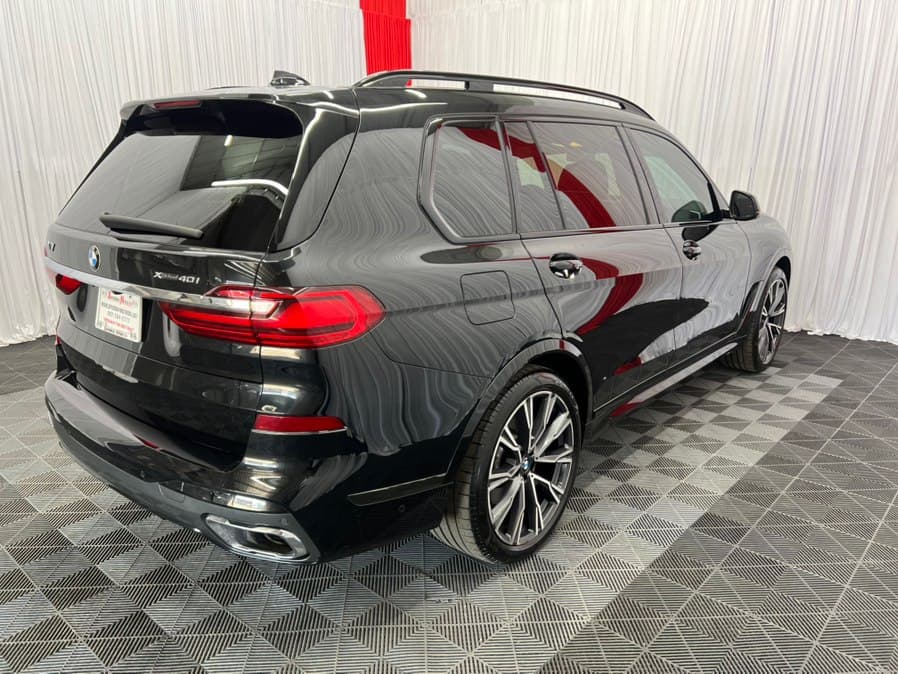 2019 BMW X7
