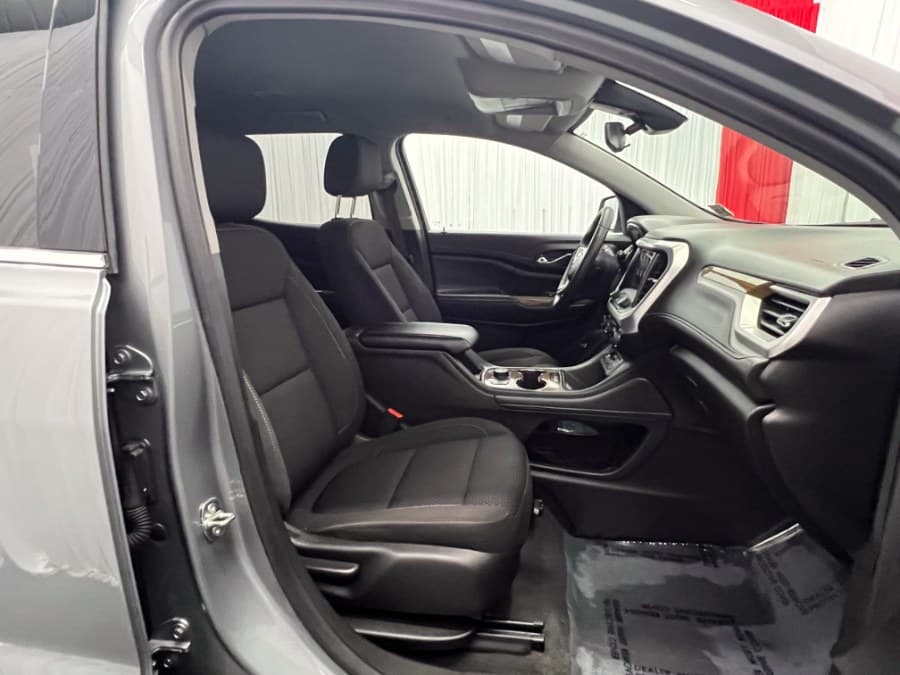 2023 GMC Acadia