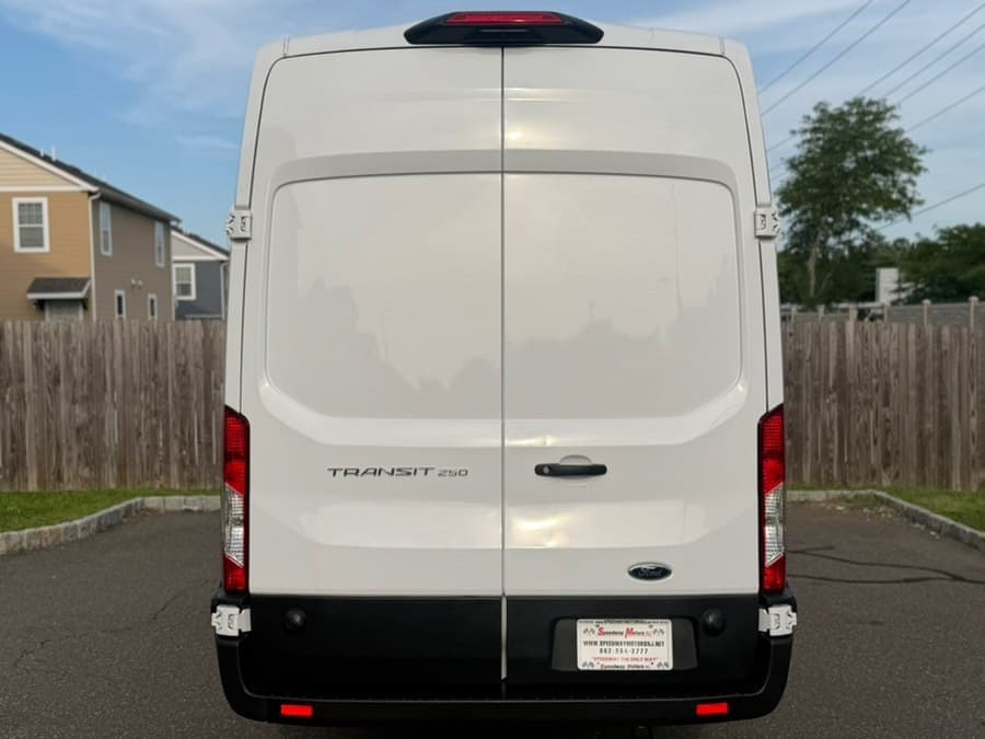 2025 Ford Transit Cargo Van