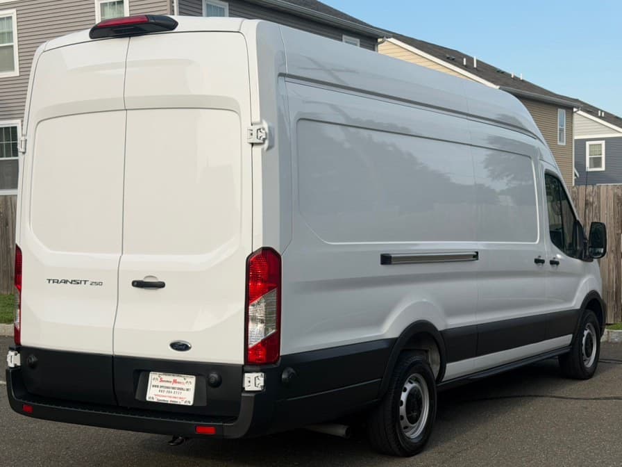 2025 Ford Transit Cargo Van