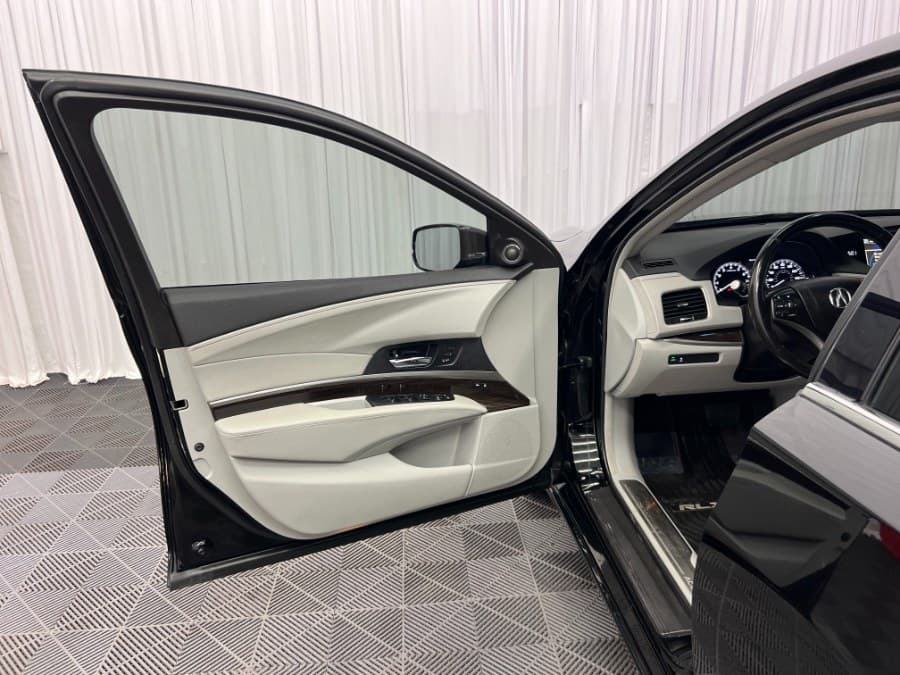 2015 Acura RLX