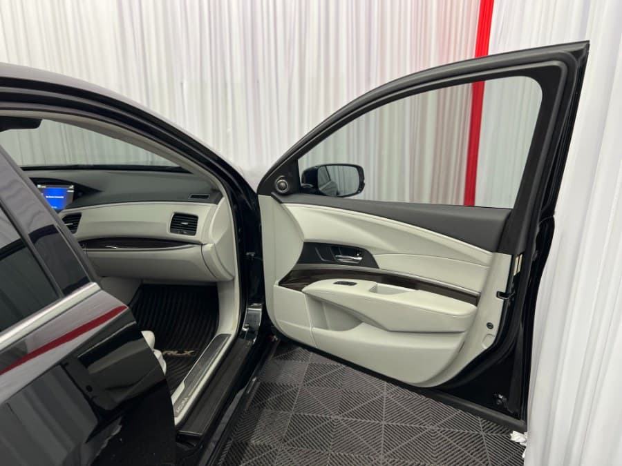 2015 Acura RLX