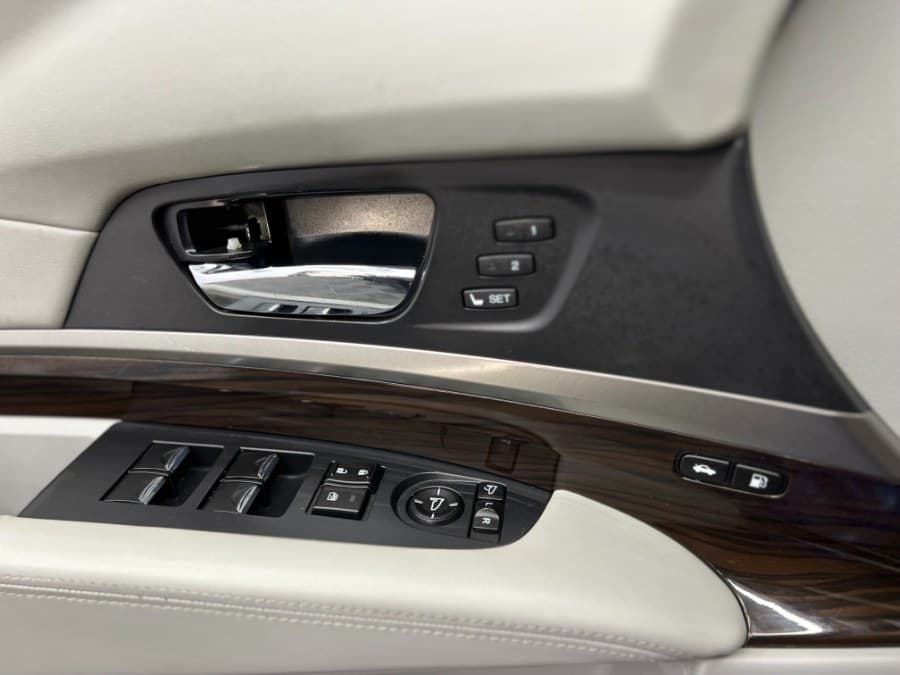 2015 Acura RLX