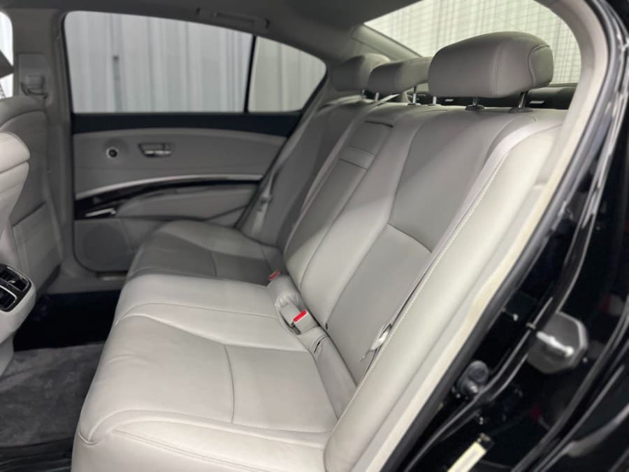 2015 Acura RLX