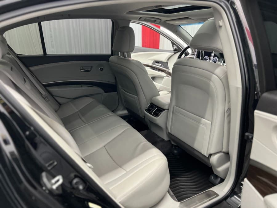 2015 Acura RLX