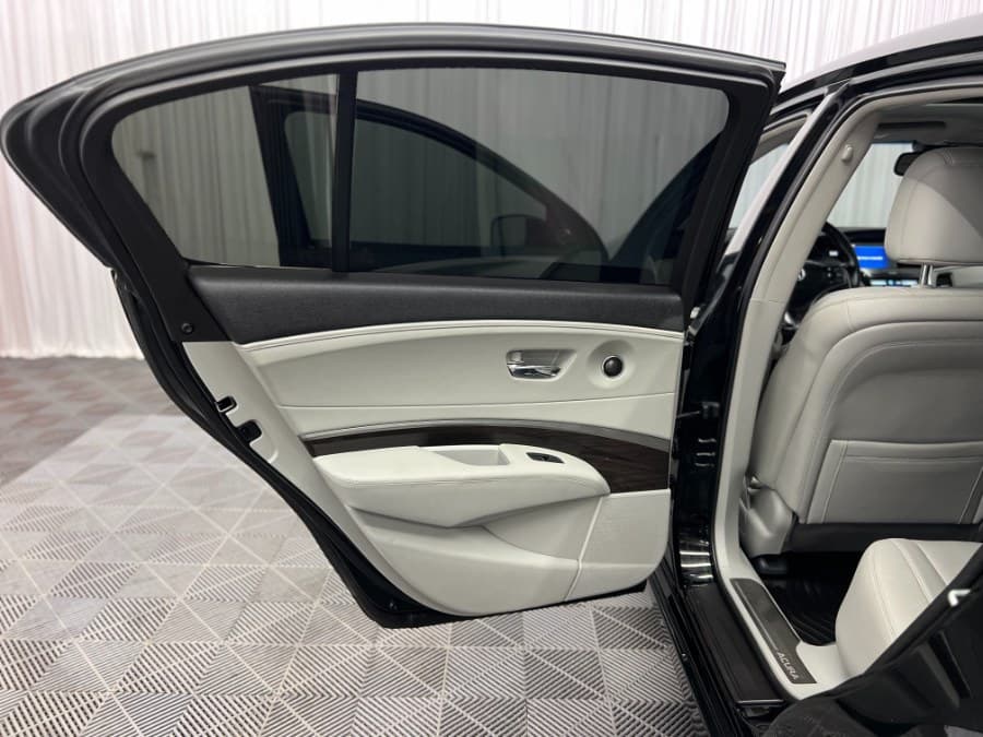 2015 Acura RLX