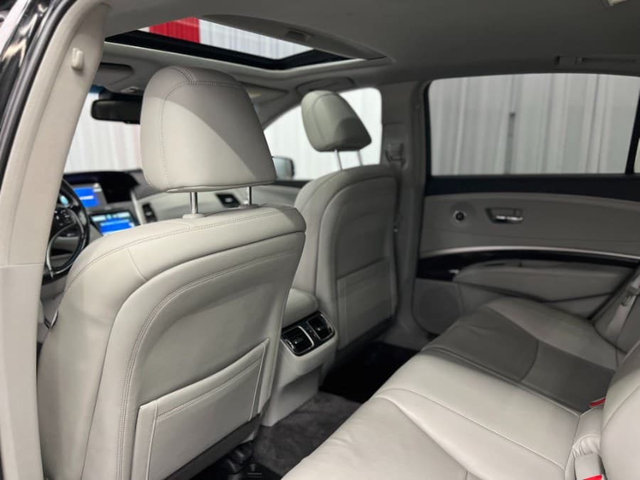 2015 Acura RLX