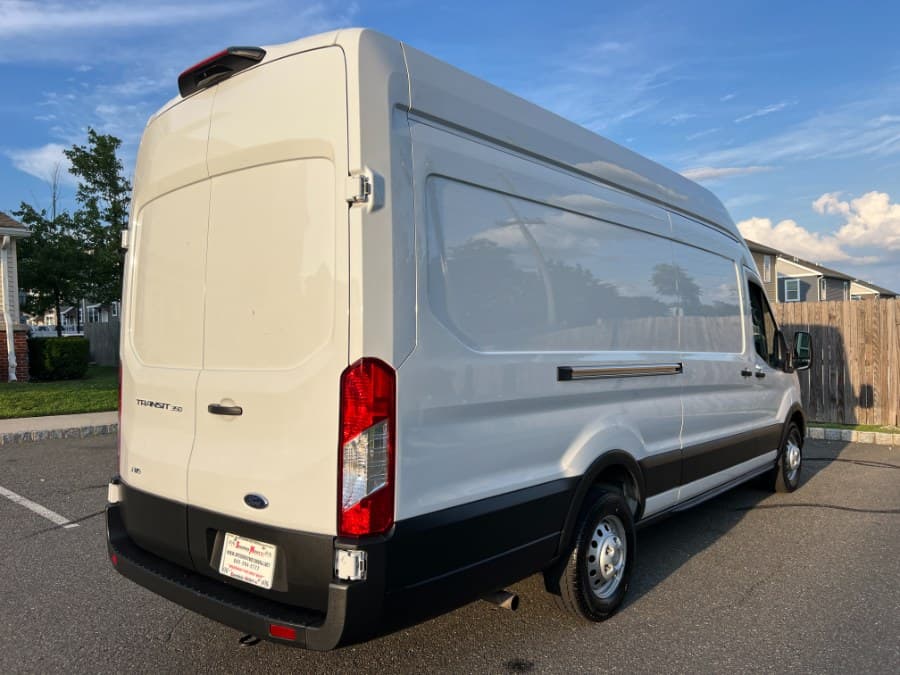 2023 Ford Transit Cargo Van