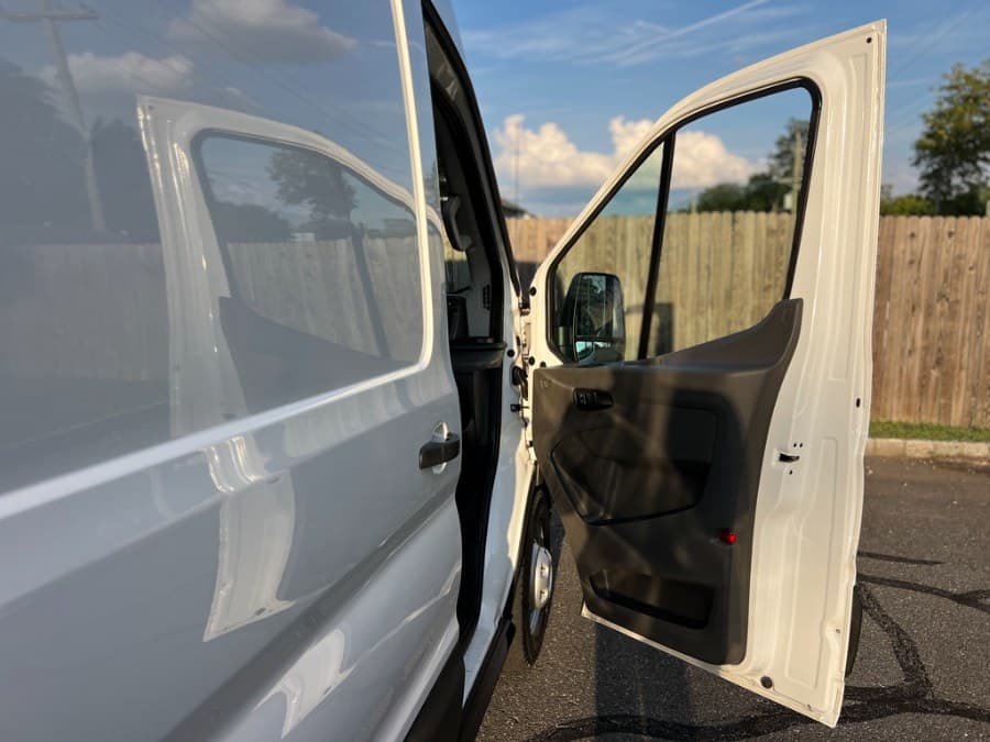 2023 Ford Transit Cargo Van