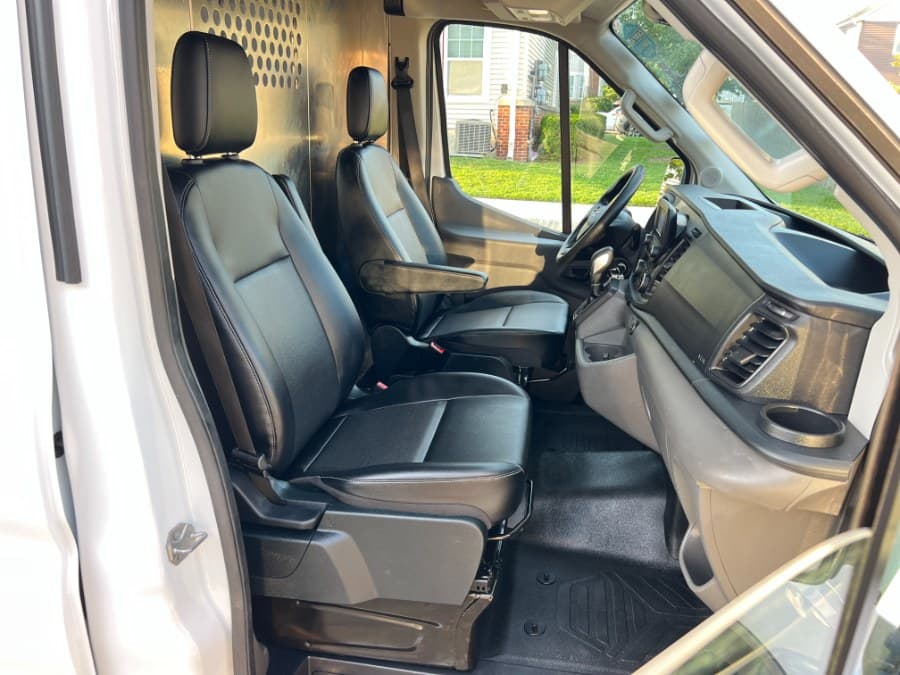 2023 Ford Transit Cargo Van