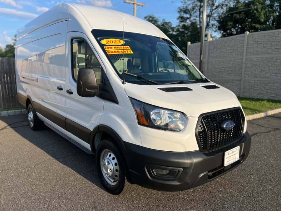 2023 Ford Transit Cargo Van