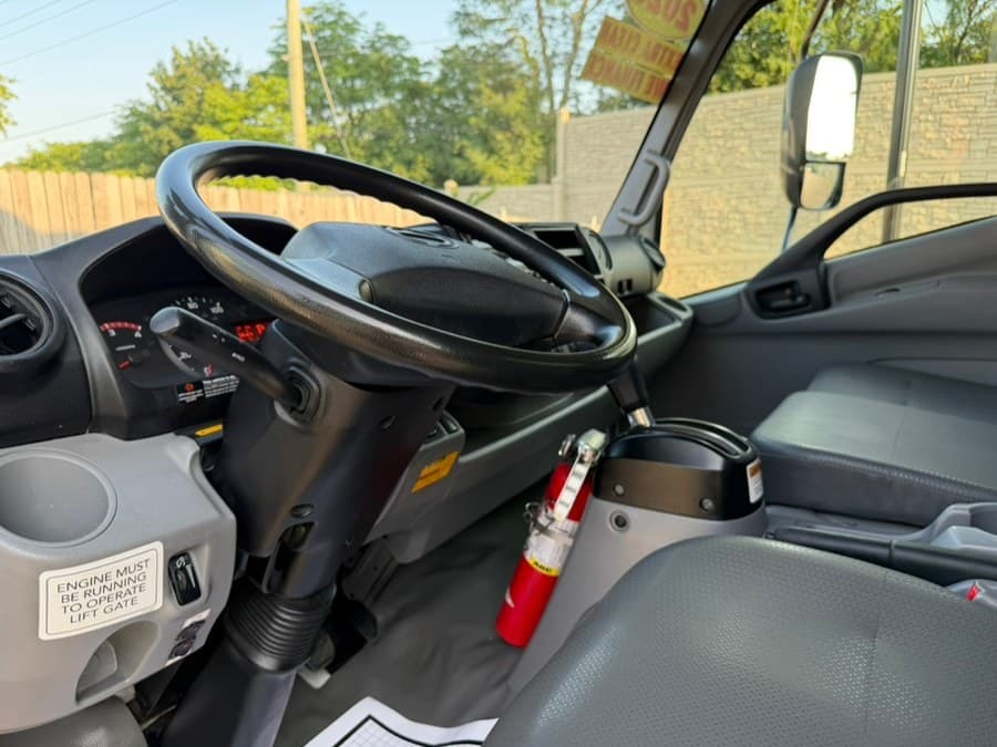 2020 Hino 195