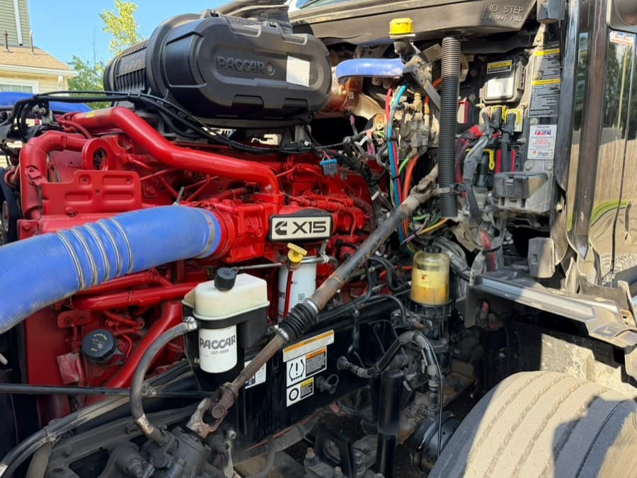 2023 Peterbilt 579
