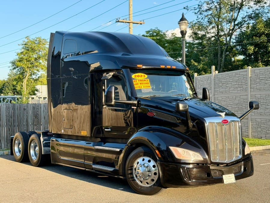 Used 2023 Peterbilt 579 for sale in Paterson NJ — Speedway Motors