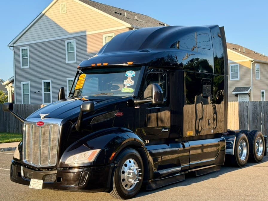 2023 Peterbilt 579