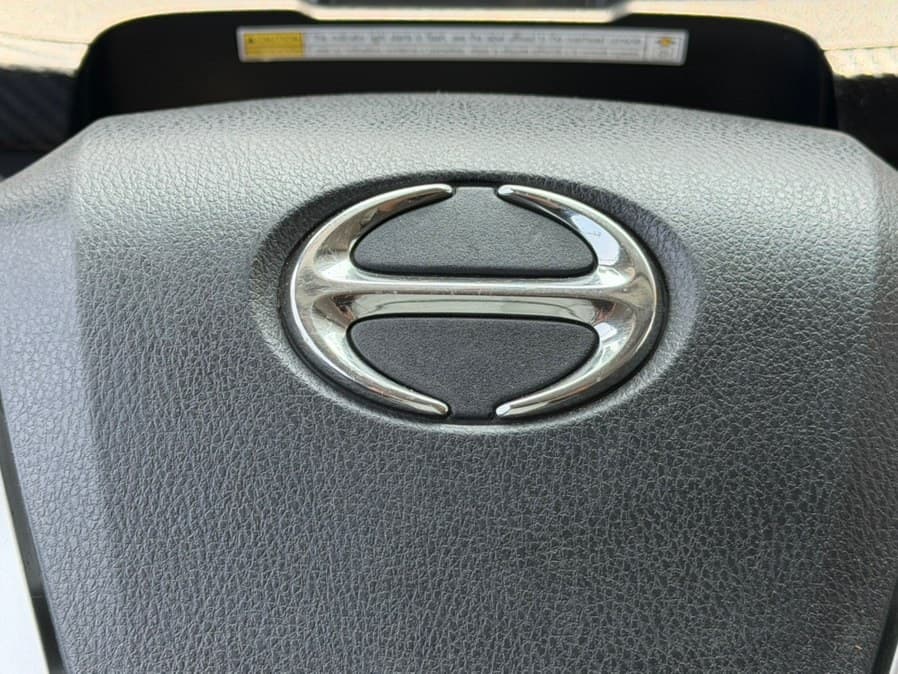 2023 HINO L6