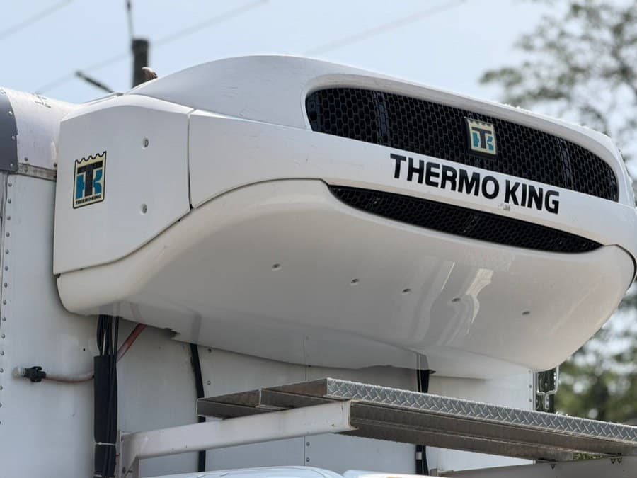 2023 HINO L6
