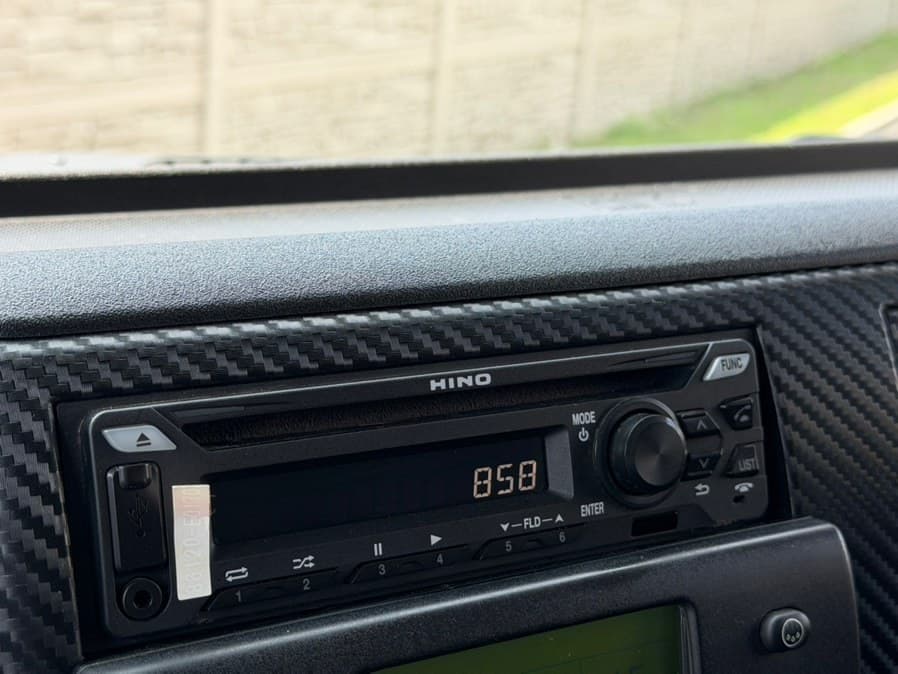 2023 HINO L6