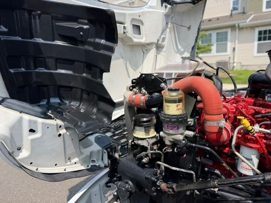 2023 HINO L6