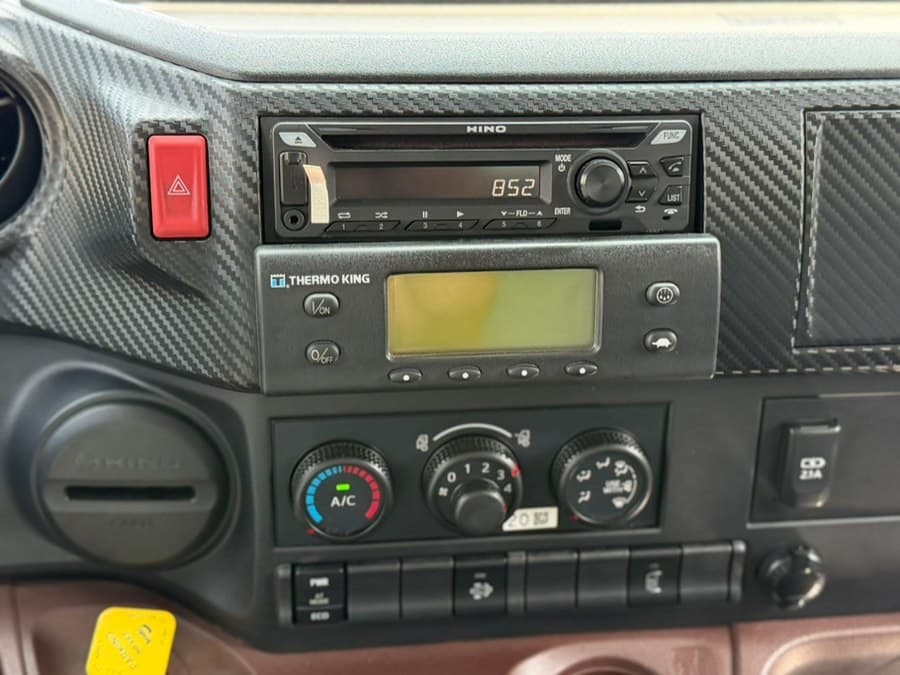 2023 HINO L6